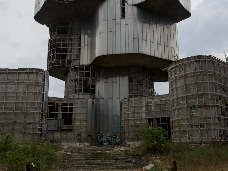 02.jpg